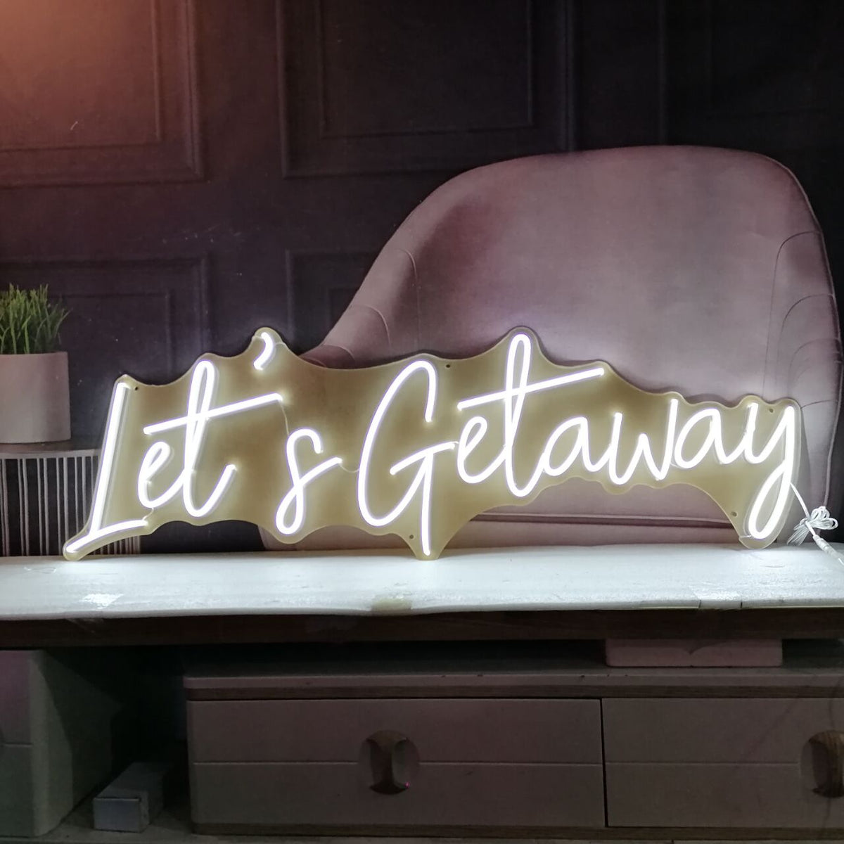 &quot;Let&#39;s Getaway&quot; Neon Led Sign